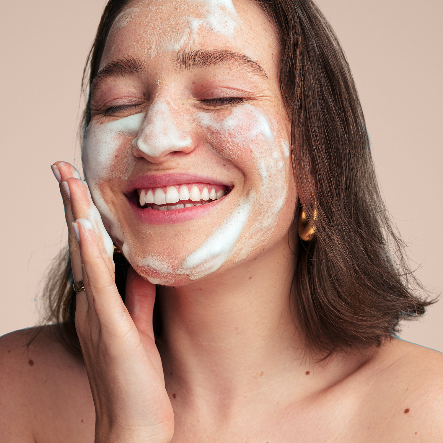 Find Your Perfect Face Wash for Sun-Kissed Skin