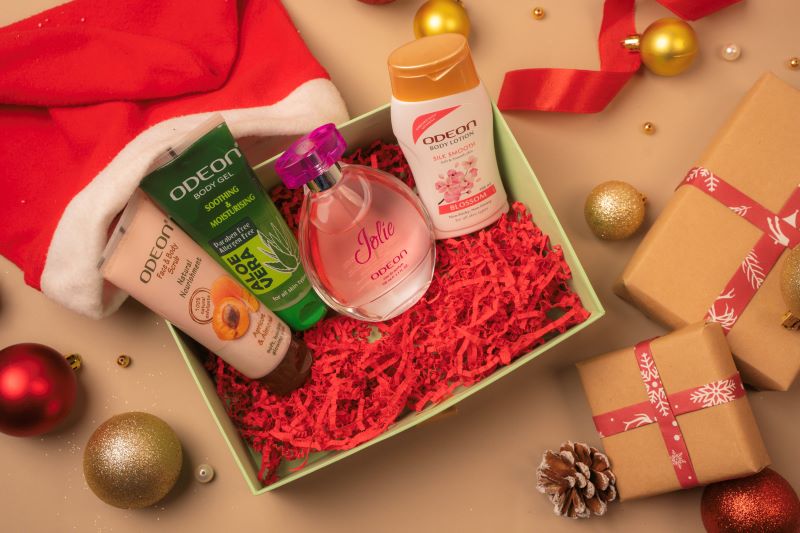 Christmas Secret Santa Gift Box with Odeon Apricot Scrub, Odeon Aloe vera Gel, Odeon Blossom Body Lotion and Odeon Jolie Perfume.